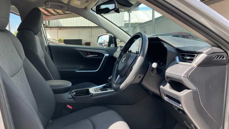 Toyota RAV4 2.5 VVT-i Hybrid Design 5dr CVT 2WD Hybrid Estate